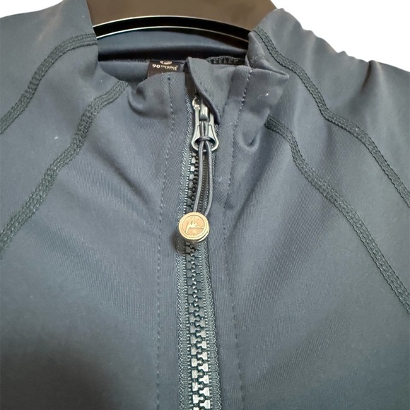 90 Degree By Reflex Blue Performance Jacket with Fitted Silhouette - Picture 9 of 15